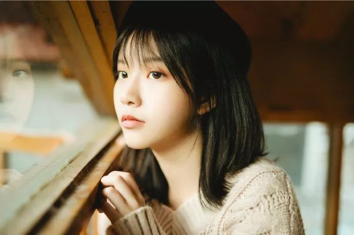 拍照时好看的pose,拍照必备100个pose