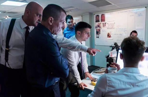 把选手虐哭的「成人综艺」，只有它