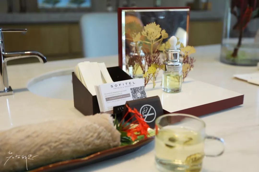 上海去三亚飞到哪里比较划算,上海飞三亚旅游