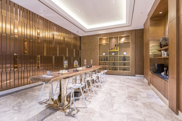 閲嶅簡婢崇編鍥介檯閰掑簵鍏瘬,婢崇編鍥介檯鍏瘬閰掑簵