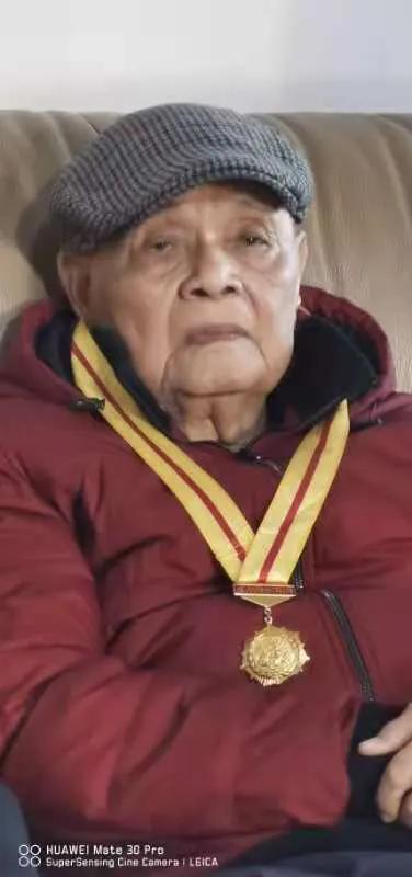 教育之光2,教育之光照亮前行之路