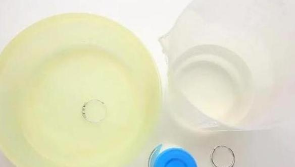 银饰变黑了在家怎么清洗,银首饰变黑了怎么能洗白呢