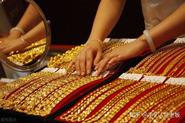 结婚手镯黄金买哪个牌子,结婚手镯黄金一般买多少钱