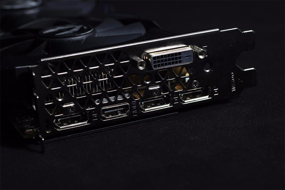 「單擺出品」生命不息，折腾不止！鑫谷+Jonsbo+索泰+Asgard