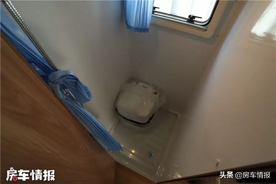 房车汽油四驱最新款,依维柯四驱汽油版房车