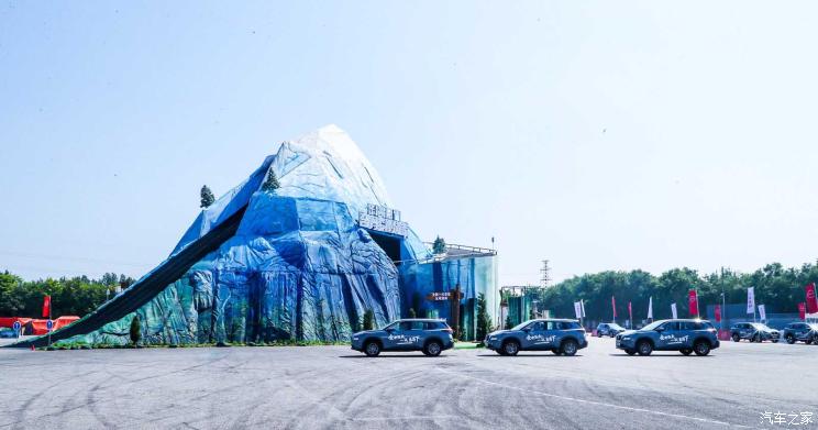 宝马x1三缸和奇骏三缸哪个好,东风日产三缸奇骏试驾