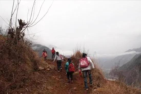 当你轻松实现“卫生巾自由”，也别嘲笑别人把它当奢侈品