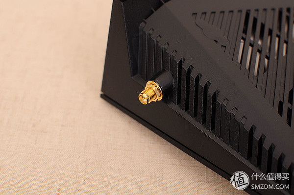 能穿墙不掉线的路由器,能穿墙的路由器打游戏不卡