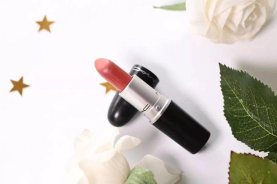 买到口红假货怎么找品牌方鉴定,买的口红鉴别为假的怎么办