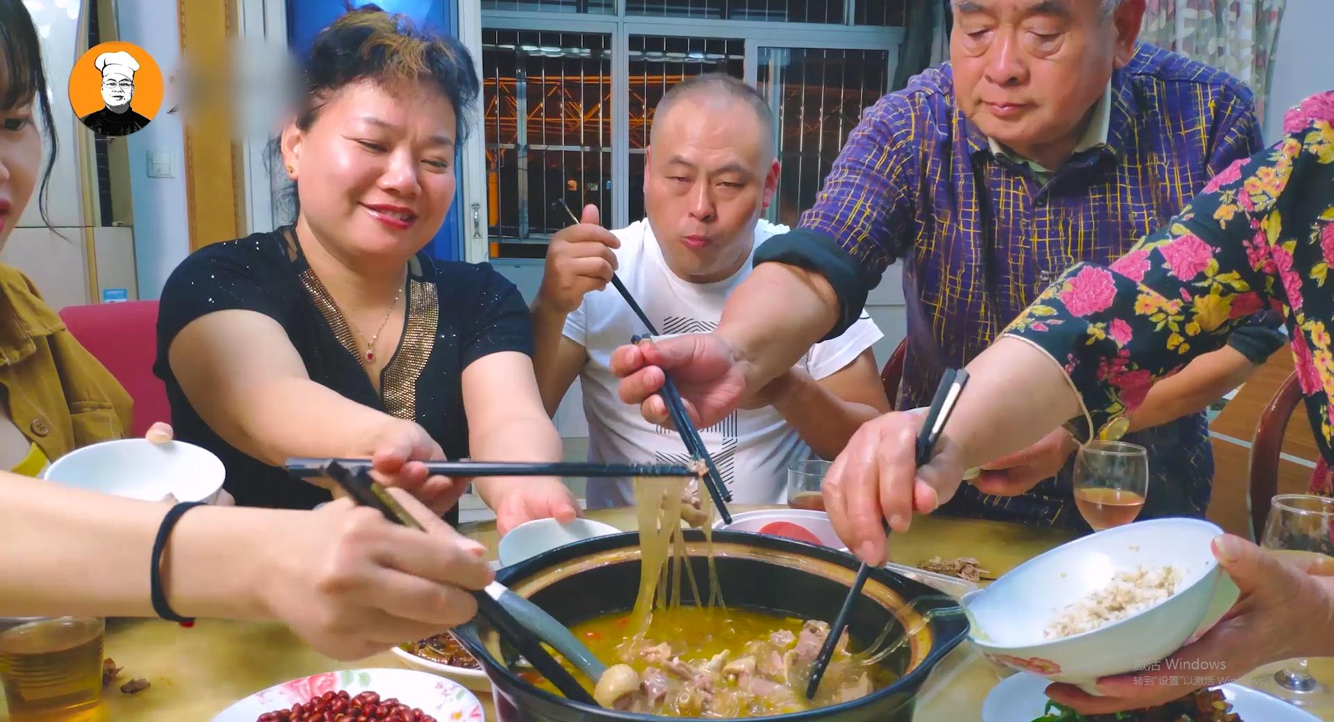老鸭汤怎么做好吃又简单,老鸭汤这样做才叫好吃