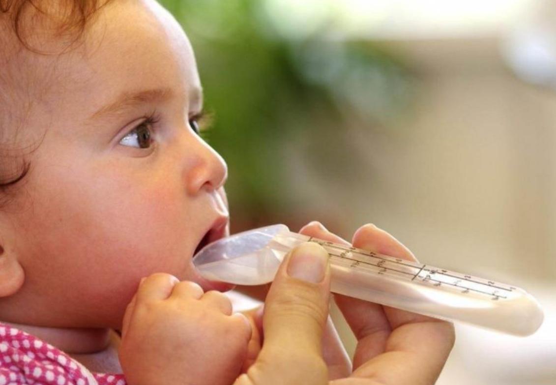 妈妈怎么帮助宝宝缓解长牙的痛苦,如何缓解长牙期孩子的不舒服