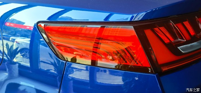 汉ev尊贵丹拿,汉ev5g丹拿版二手车