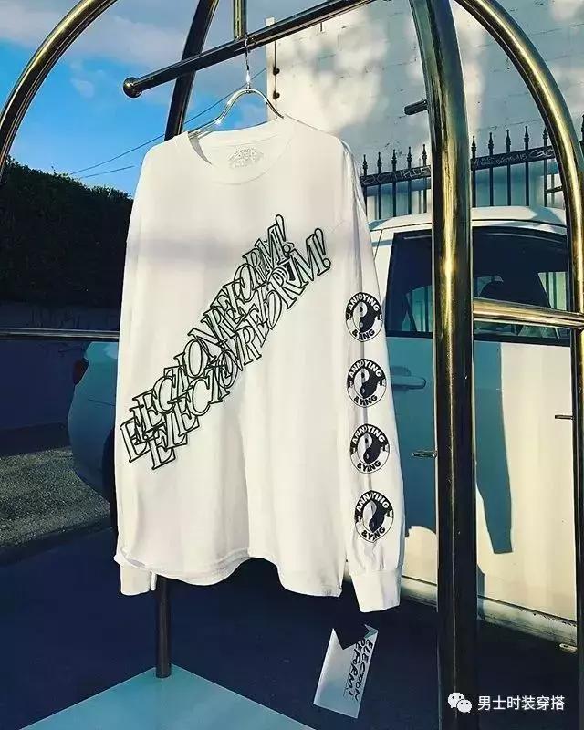 t恤越穿越松软是怎么回事,夏季t恤怎样才能不起皱