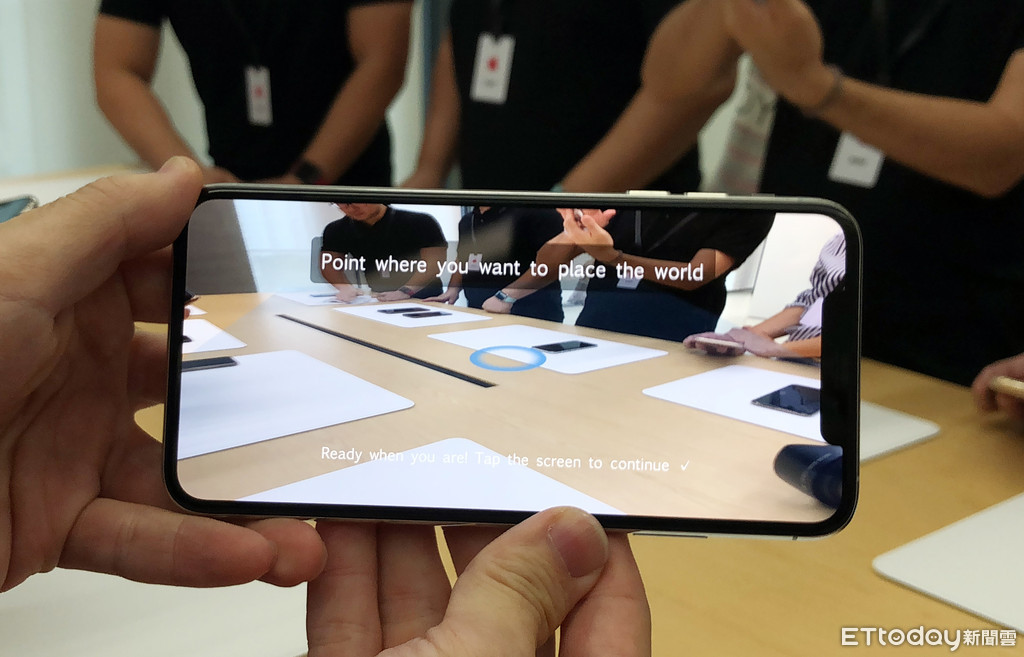 苹果xsmax白色真机图赏,iphonexsmax怎么看起来有高级感