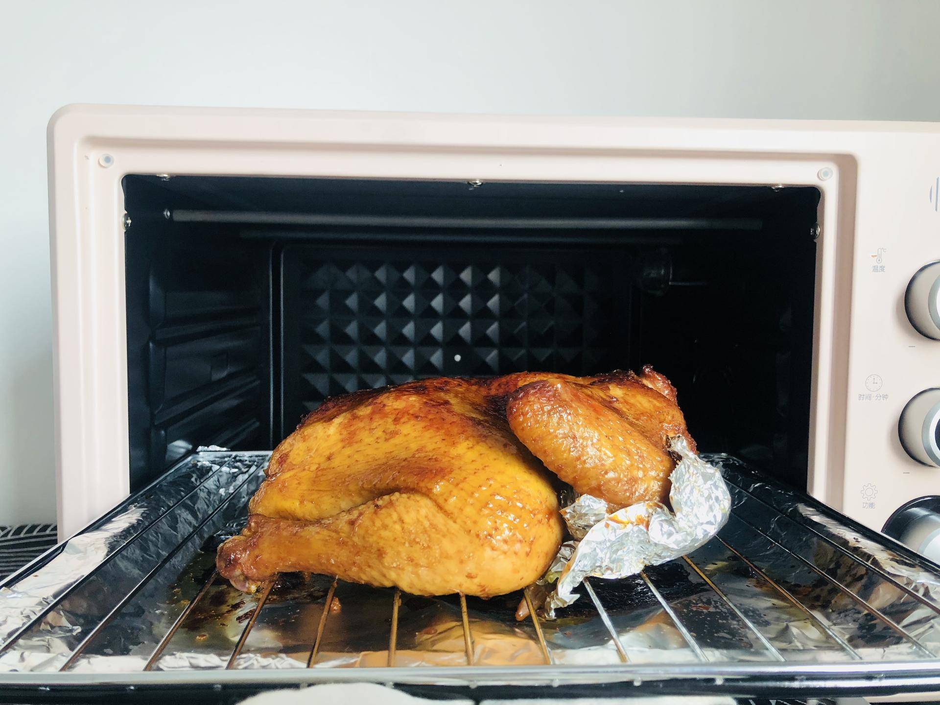 万物皆可烤之炭烤,万物皆可烤怎么样