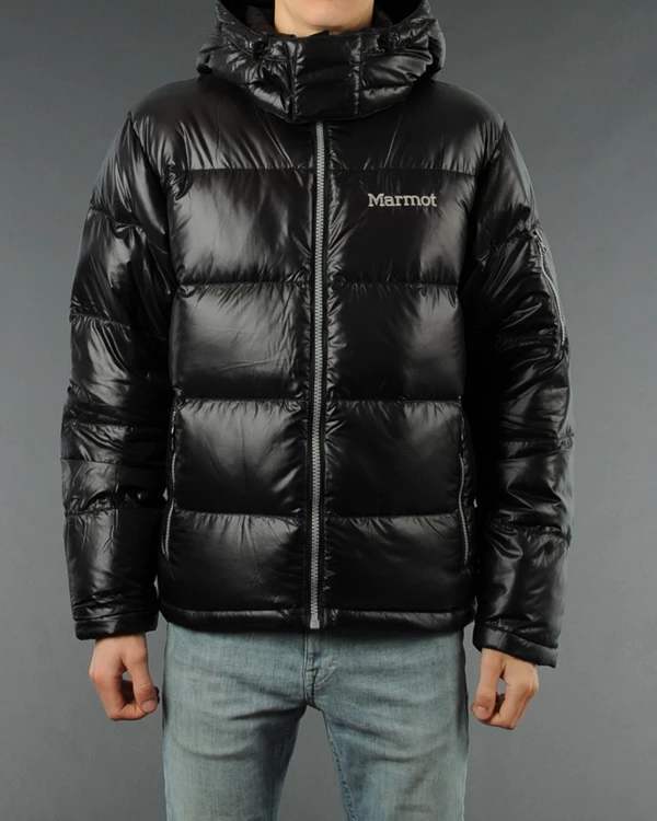 全球公认十大顶级羽绒服品牌排名,全球男士羽绒服品牌十大排名