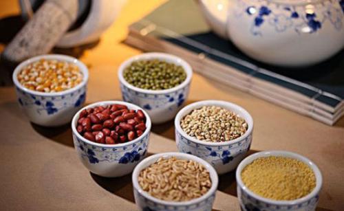 口腔溃疡吃维生素b12有效不,口腔溃疡吃b2是促进愈合吗