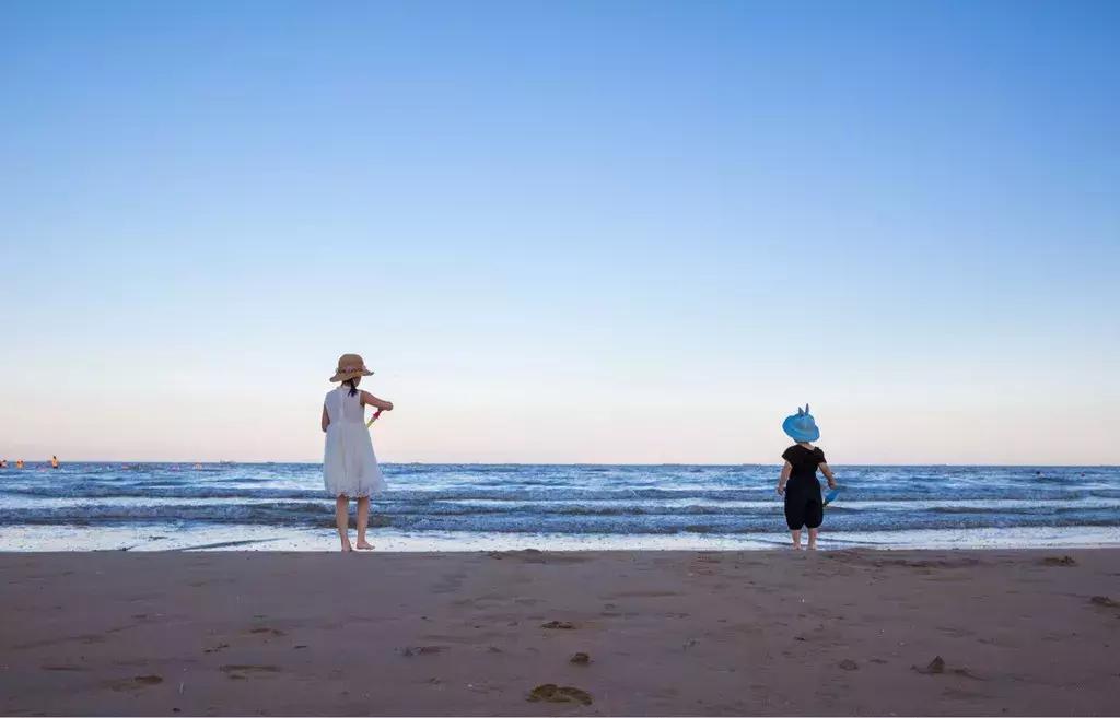 摸女同学被罚：父母该如何跟孩子谈性教育？