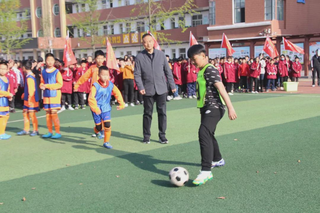 淮滨足球比赛小学生,淮滨县实验学校足球比赛