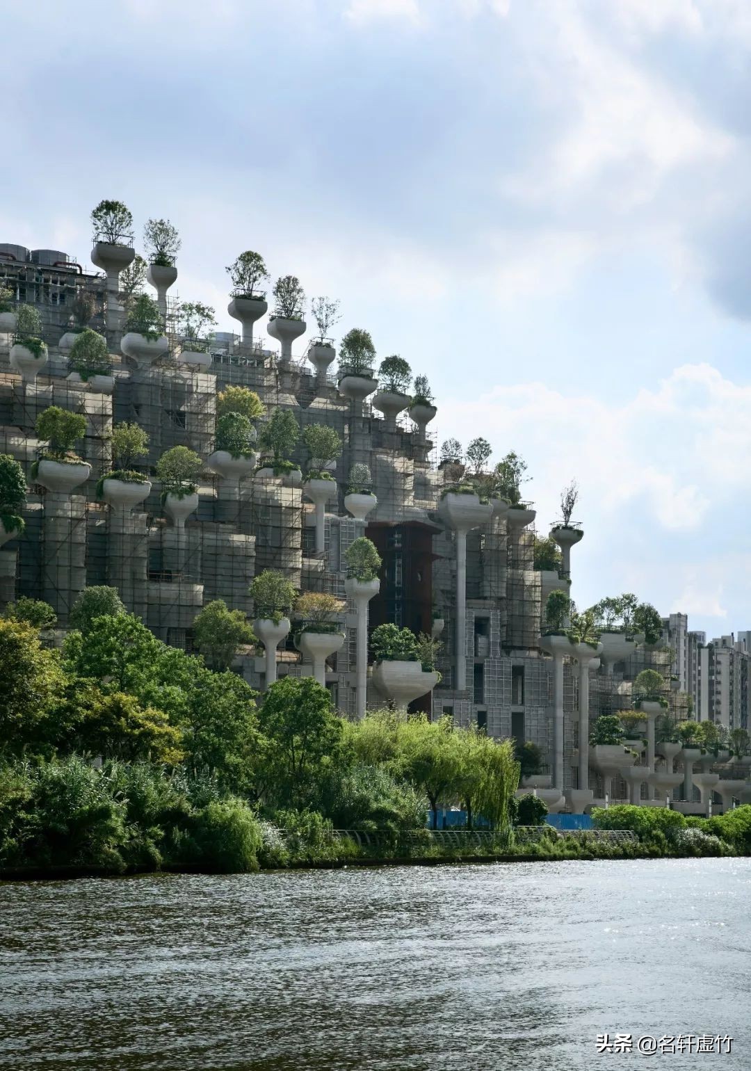 上海苏州河天安千树公园,天安千树苏州河畔空中花园