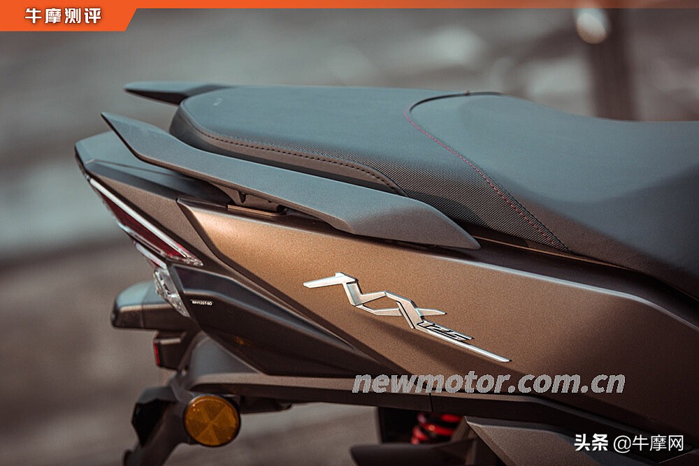 五羊本田nx125和雅马哈巧格哪个好,新款五羊本田nx125踏板车骑行感受