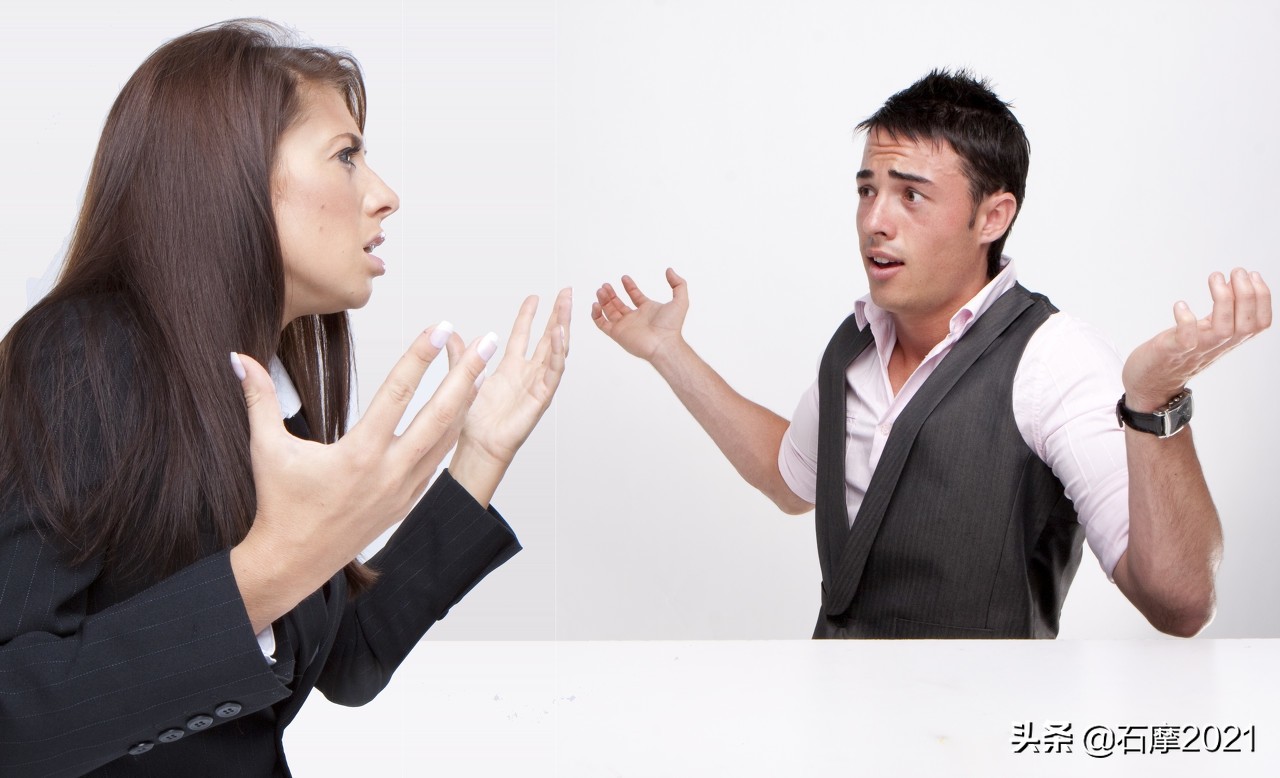 同事跟你借钱是借还是不借,同事之间借钱借不借