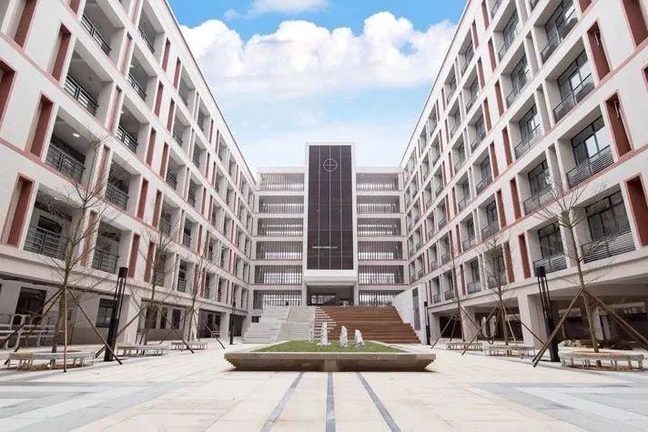 考上一流大学，最高奖励60万元！泉州这所学校太霸气