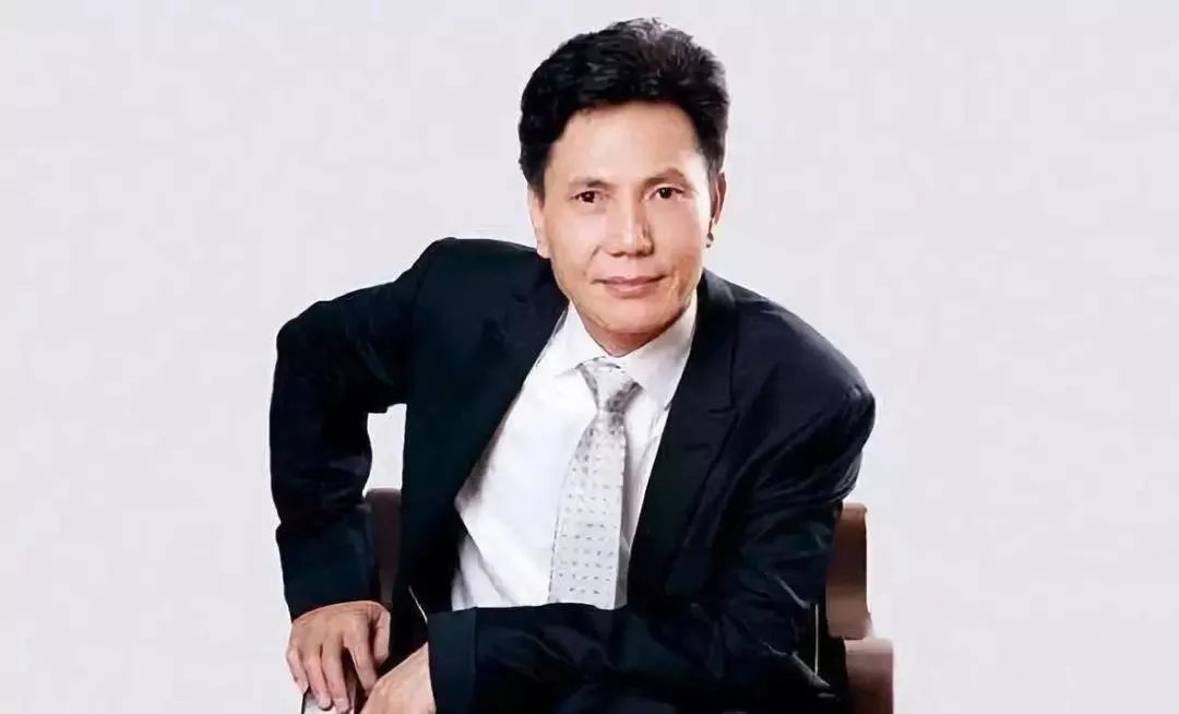 福建4对“三兄弟”白手起家逆袭，从农家孩子到十亿、百亿富翁