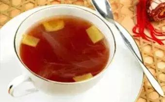 一碗姜蜜水坚持喝祛斑显年轻,柠檬加姜蜜祛斑