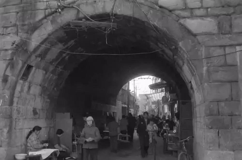 宜春一个人可以打卡的地方,一个能吃很多美食的旅游景点