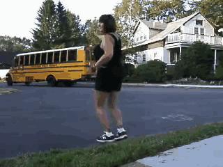 终于开学了家长们欢天喜地,终于要开学了学生的反应