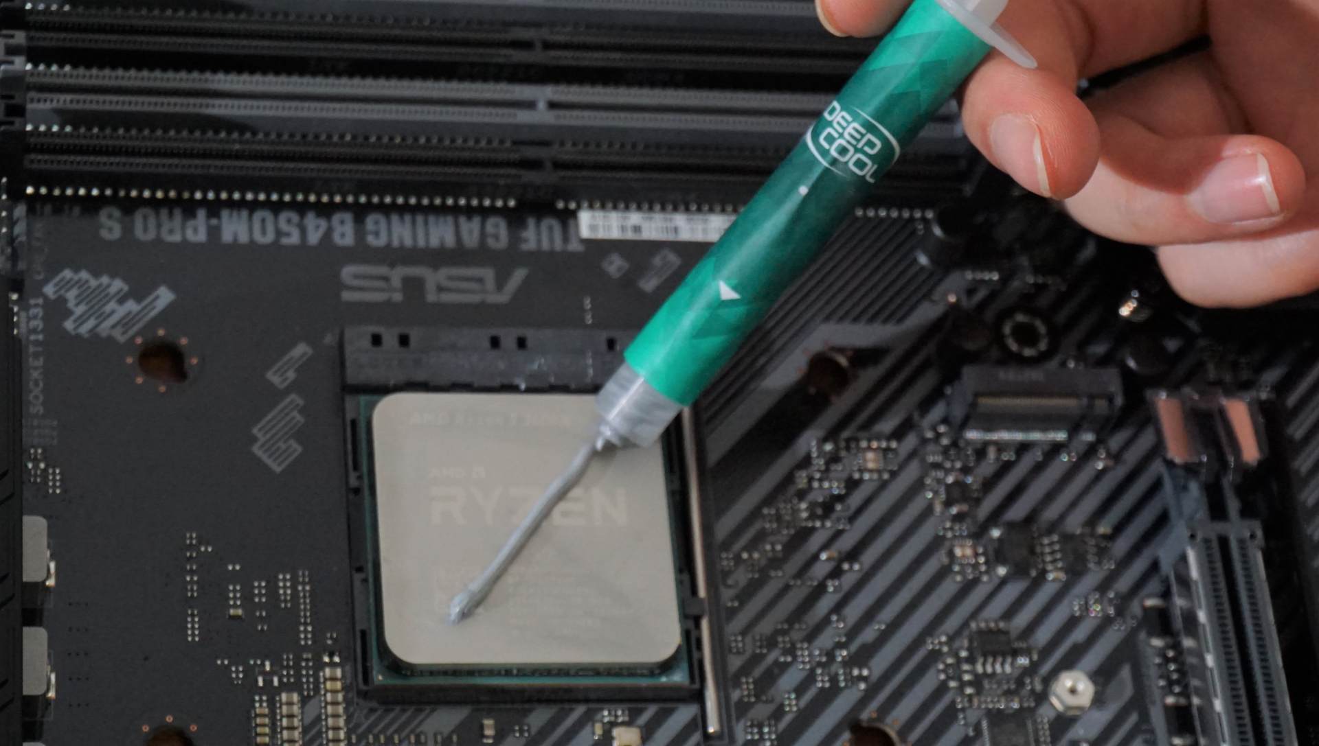 手把手教组装3000电脑最强配置,主机多显卡装机详细全过程