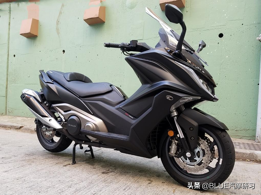 光阳ak550踏板车有什么黑科技,2022款光阳ak550踏板最高时速