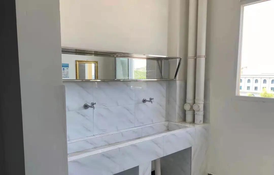 武汉外语外事学院新生,2022年武汉外语外事新生报到