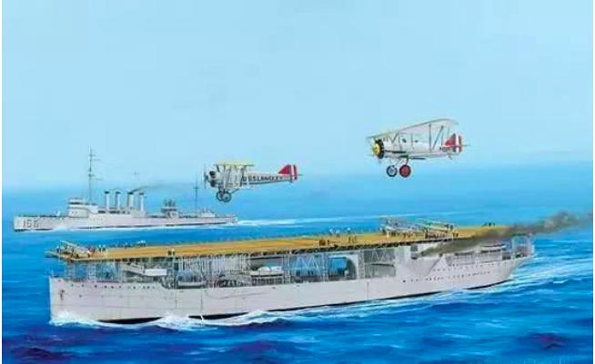 要攻还是要守？美日英三国航母为此纠结很久，答案还得打完再说