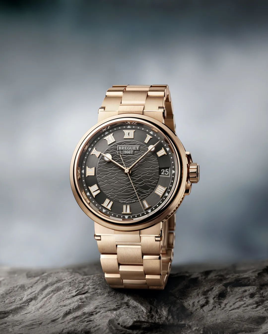 夏天出门戴手表,夏天戴表不好看