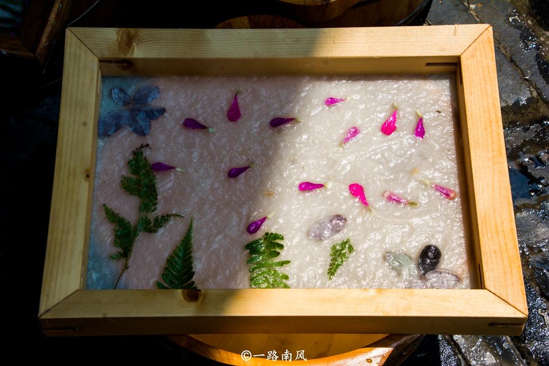 贵州有个万达小镇，投资13亿却坚持免费，游客“太人性化了”