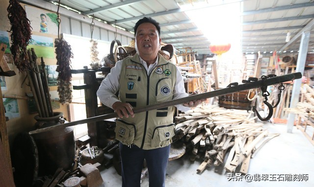 结婚三金买多少克黄金合适,结婚三金是黄金好还是白金好