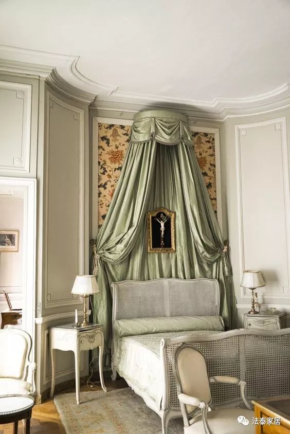 床幔一整套,床帘一体式布置