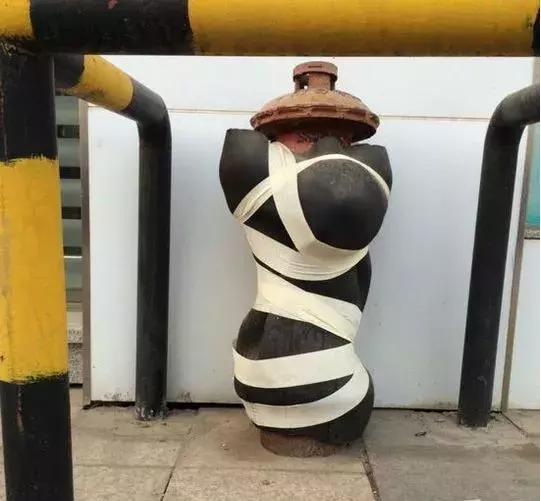 笑里藏刀的幽默笑话,笑里藏刀的幽默搞笑段子