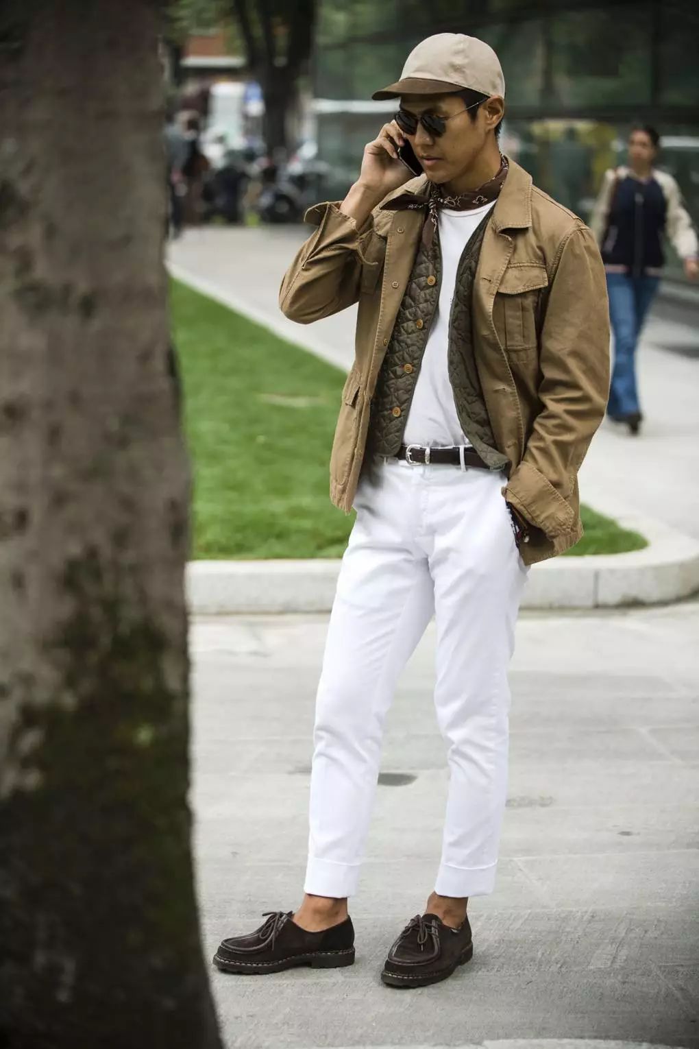 男人除了拥有一件绅士的西装，这件充满野性的狩猎夹克也不容错过