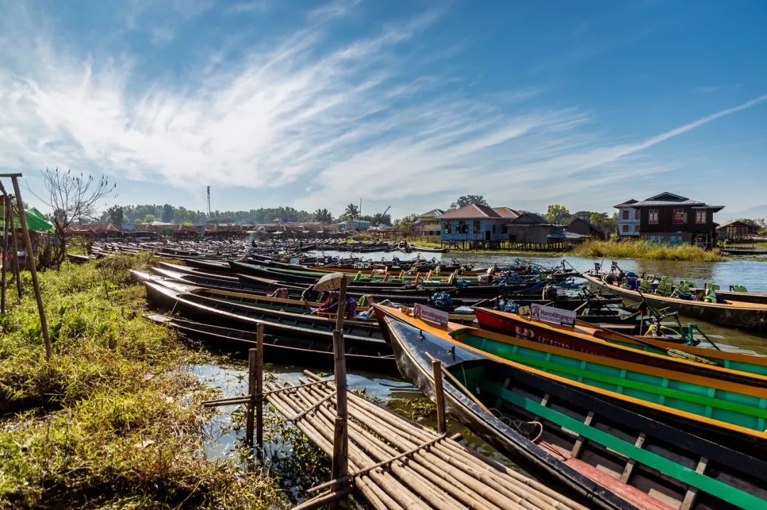 这个地方被称为“佛教之都”,随处可见寺庙,美出新高度