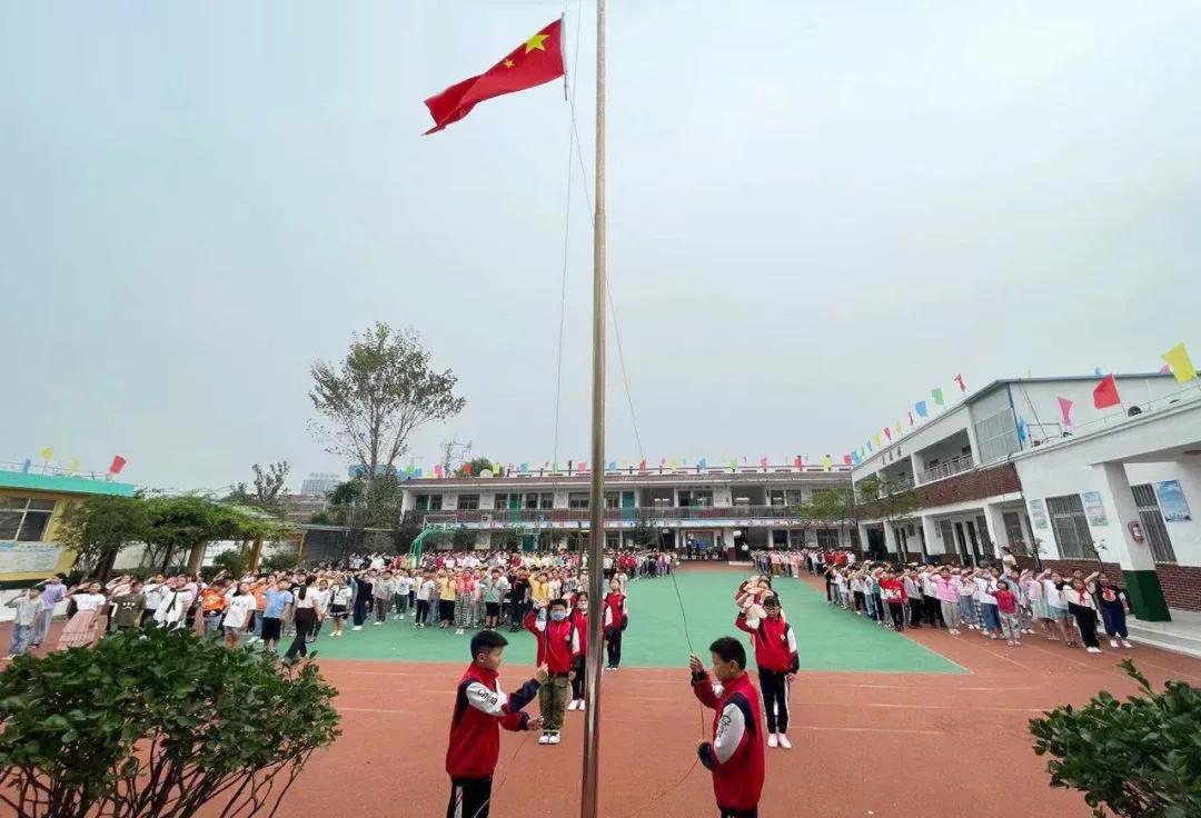 铭记历史缅怀先烈少年强则国强,铭记历史不忘初心少年强则国强