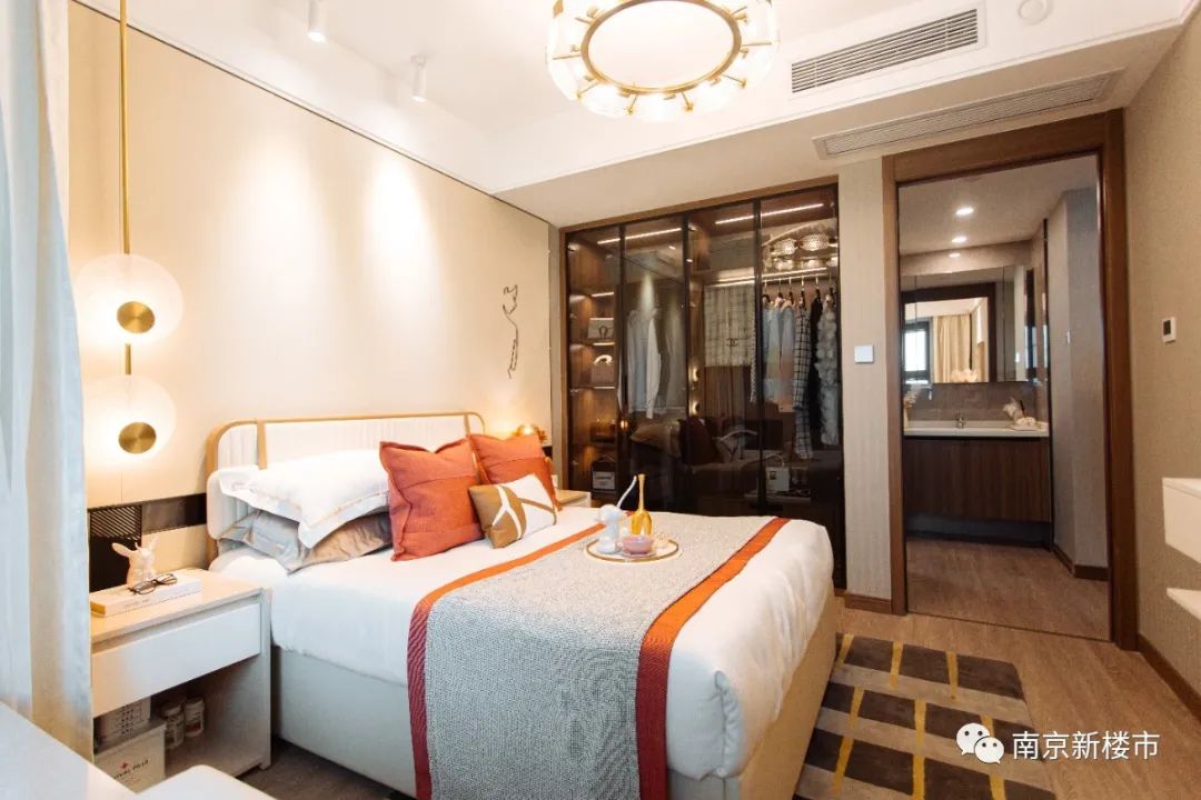 南京栖霞区超大别墅豪宅,南京最新高度6到7层高档楼盘