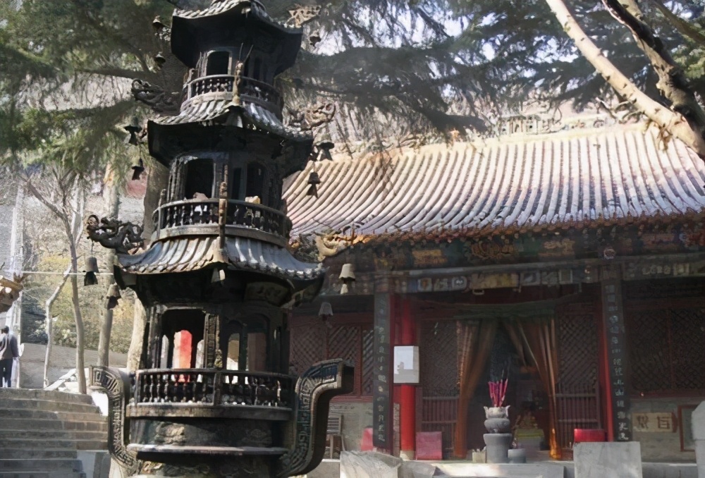 嵩山佛寺遍山坳：成千上百均有名