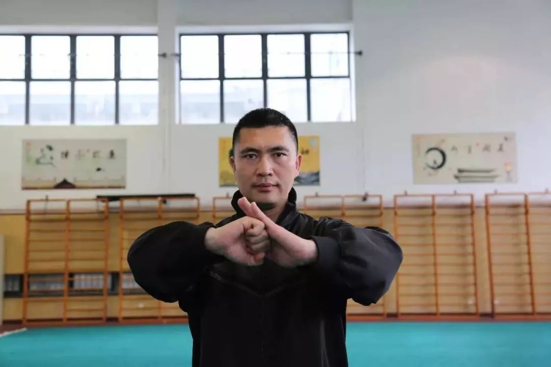 武术礼节有什么寓意,武术同道见面礼节