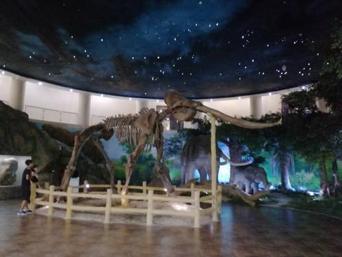 唐山地震完整版,唐山地震游玩