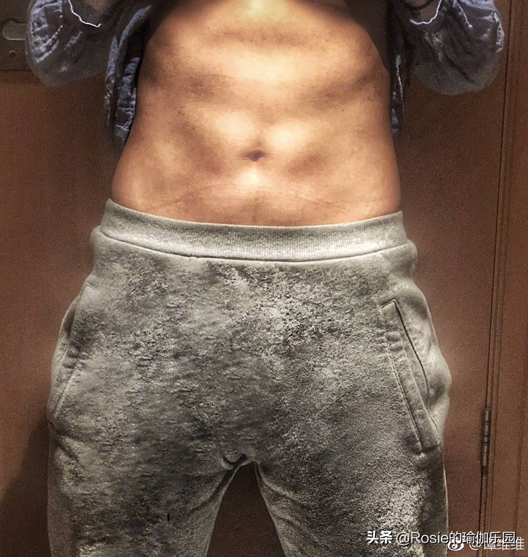 练出马甲线和小蛮腰和漫画腿,练出漂亮的马甲线英文