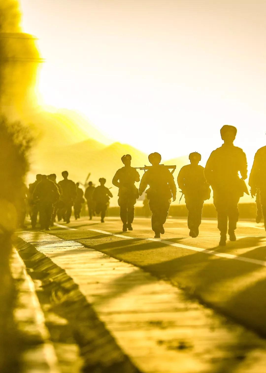 中国*警武**！是时候上头条了