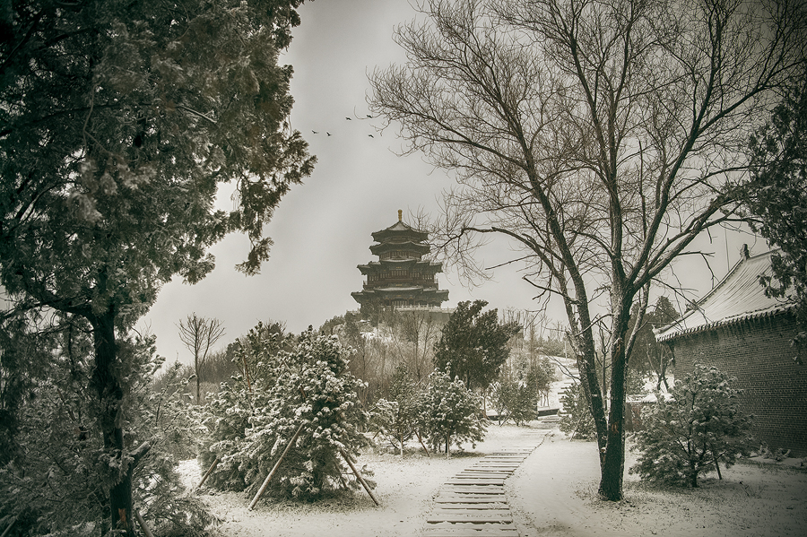 雪中楼阁诗句,雪中真武殿